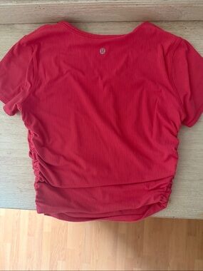 lululemon athletica Coral Ribbed Short Sleeve Top